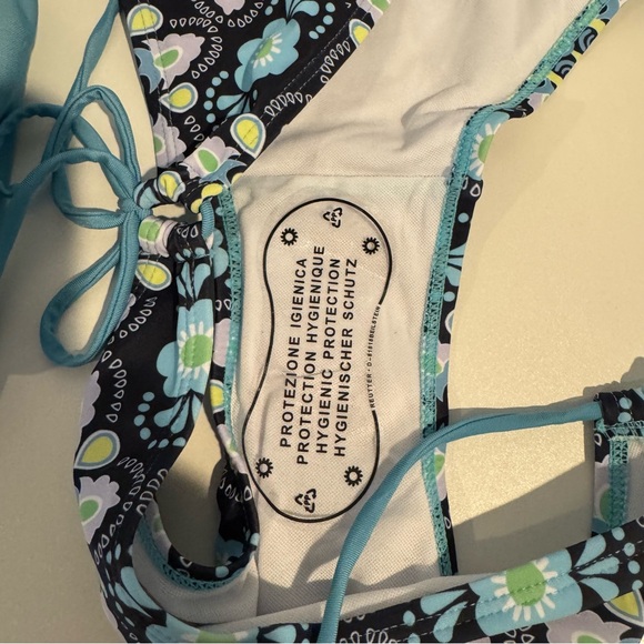 Blue Turquoise print two piece tankini bikini style swimsuit size medium - Picture 11 of 11